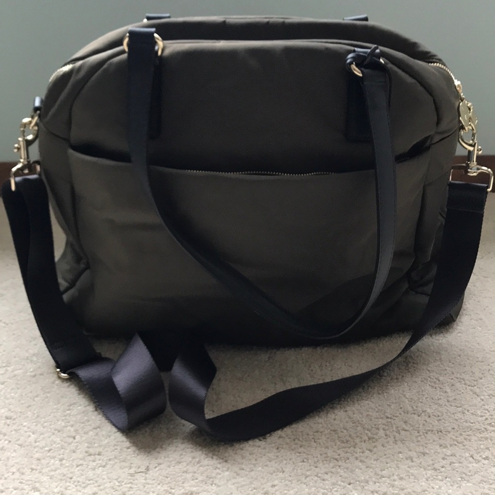 Army green Lo & Son OG tote